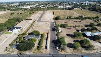 612 Mountain Rd, Mission, TX 78573 - photo 3