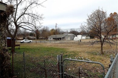 227 Doke St, West Fork, AR 72774 - photo 4