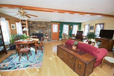 Lovely bamboo floors are durable and beautiful.