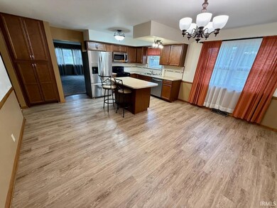 306 N 5th Ave, Princeton, IN 47670 - photo 3