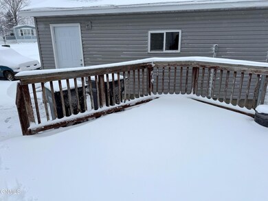 4501 Columbus Ct, Mandan, ND 58554 - photo 3