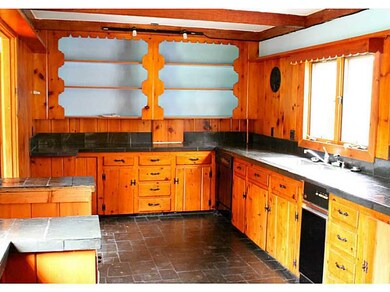 11 Laurel Ln, Warren, RI 02885 - photo 7