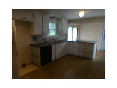125 Kiwanee Rd, Warwick, RI 02888 - photo 5