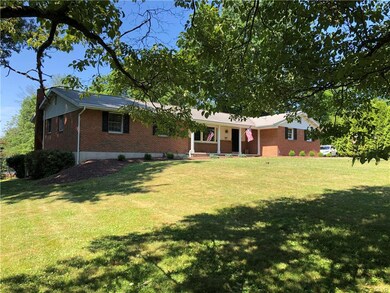 4230 Dillingersville Rd, Zionsville, PA 18092 - photo 2