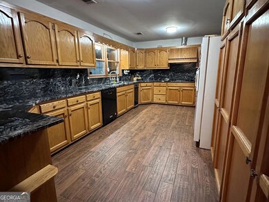 1925 Oak Hill Rd, Covington, GA 30016 - photo 3