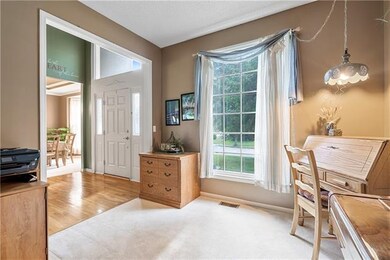 5215 Chouteau St, Shawnee, KS 66226 - photo 5