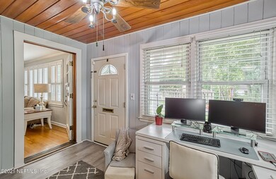 1711 Geraldine Dr, Jacksonville, FL 32205 - photo 5