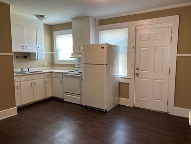 610 Elm St, Troy, AL 36081 - photo 2