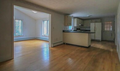 28 Hillview Ave, Saco, ME 04072 - photo 3