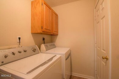 6906 Summit Cove-106