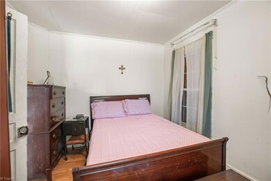 1806 N Dunleith Ave, Winston Salem, NC 27105 - photo 7