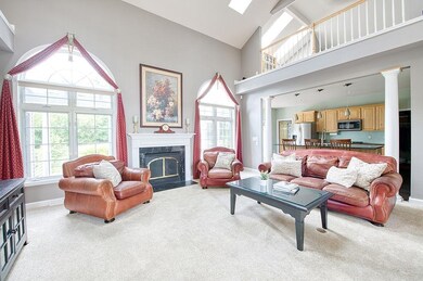 7437 Meadowrue Cir, Middleton, WI 53562 - photo 3