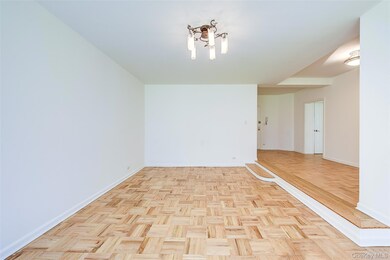 Walden Terrace unit 1D, Rego Park, NY 11374 - photo 2