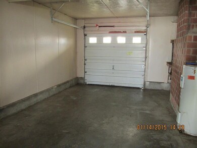 3821 Barry Ave, Klamath Falls, OR 97603 - photo 3