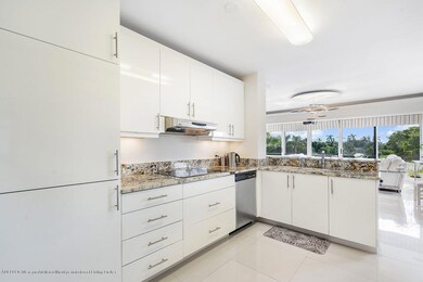 05 Kitchen