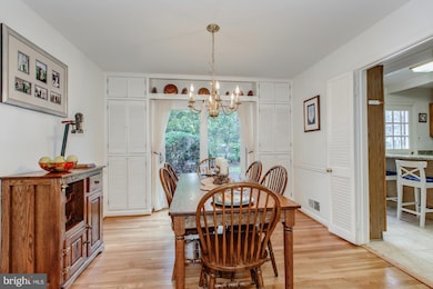 2409 Claremont Dr, Falls Church, VA 22043 - photo 7