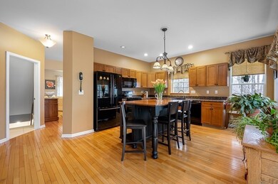 9 Summerfield Dr unit 8, South Grafton, MA 01560 - photo 6