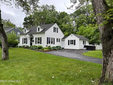 1922 Regent St, Schenectady, NY 12309 - photo 3