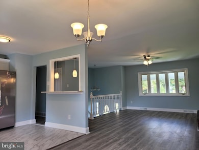 219 Vineyard Rd, Atco, NJ 08004 - photo 7