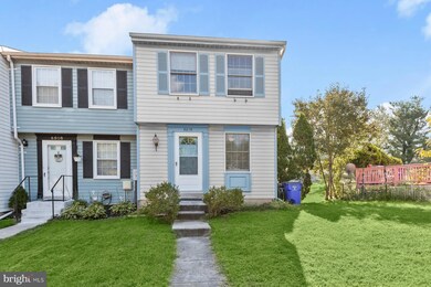 6016 Rowanberry Dr, Elkridge, MD 21075 - photo 2