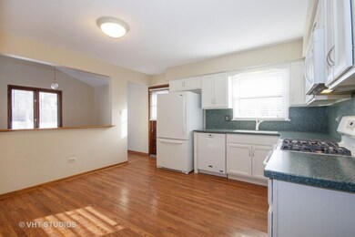 18105 Stewart Ave, Homewood, IL 60430 - photo 4