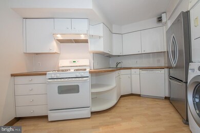 Sutton Terrace Condominium unit 716, Bala Cynwyd, PA 19004 - photo 7