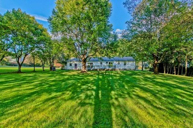 171 East St, South Hadley, MA 01075 - photo 3