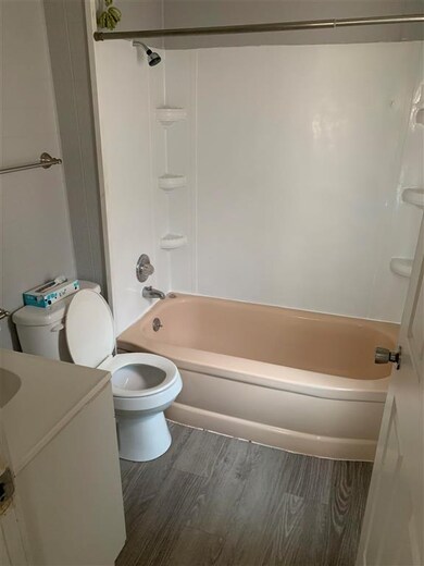 1215 Arlington Ave, Davenport, IA 52803 - photo 5