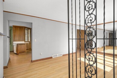 11004 Oak Knoll Terrace N, Hopkins, MN 55305 - photo 5