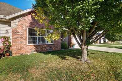 1360 N Sandy Creek Cir unit 4, Nixa, MO 65714 - photo 3
