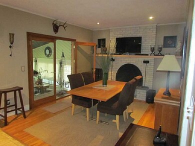 Dining Room. View of dining room which shows entra