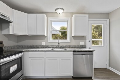 47 Blodgett St unit 49, Springfield, MA 01108 - photo 6