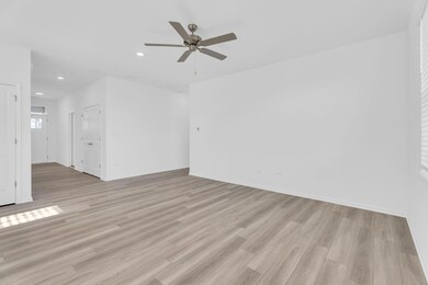 146-web-or-mls-12583 Maryland St - Flore