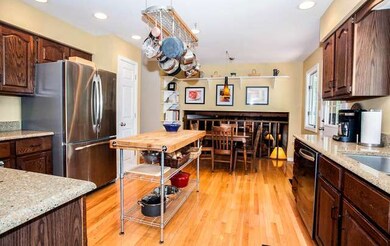 214 White Oak Dr, Wheaton, IL 60187 - photo 6