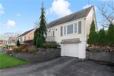 66 Irving St, Cranston, RI 02910 - photo 3