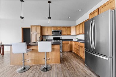 1275 E Coventry Cir, Verona, WI 53593 - photo 5