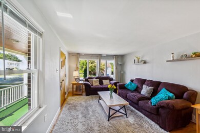 301 Elmwood Ave, Reading, PA 19609 - photo 6