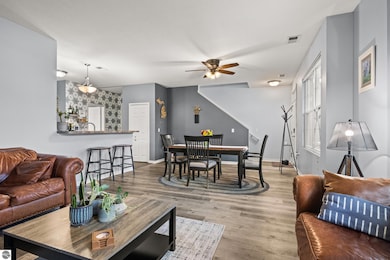 3239 Wexford Dr, Traverse City, MI 49685 - photo 5