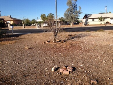 From center of lot to street