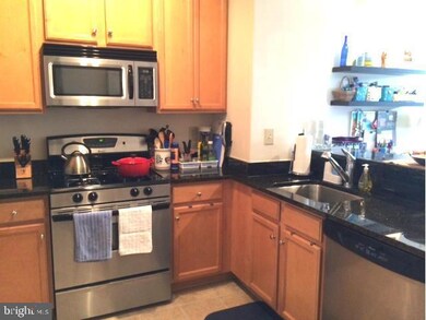 2665 Prosperity Ave unit 247, Fairfax, VA 22031 - photo 5