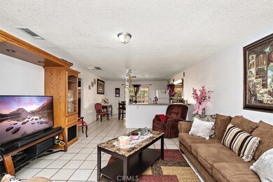 14417 Manzanita Rd, Victorville, CA 92395 - photo 7