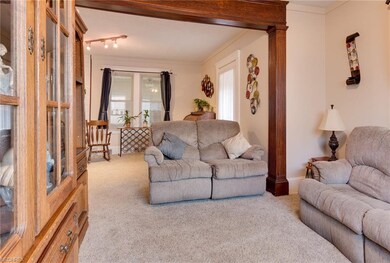 Gorgeous original woodwork!