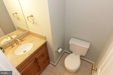 1910 Aubrey Place Ct, Vienna, VA 22182 - photo 6