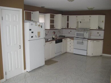 3900 Cummins Ferry Rd, Versailles, KY 40383 - photo 3