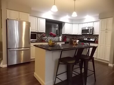 209 Waterman Cir unit 8, Saint Johnsbury, VT 05819 - photo 3