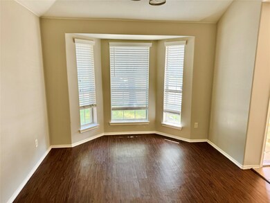 7266 Junco Dr, Houston, TX 77040 - photo 5