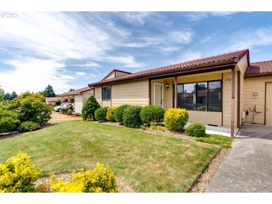 1705 Aldersgate Ln, Newberg, OR 97132 - photo 2