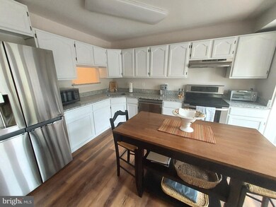 5933 Cedar Fern Ct, Columbia, MD 21044 - photo 5