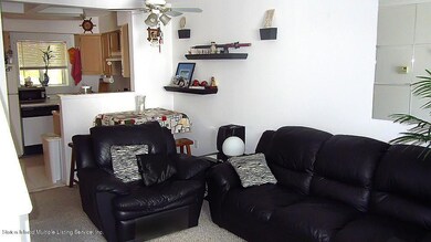 Livingroom1