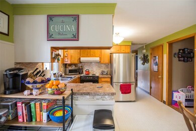 21 Balmoral Ave, Providence, RI 02908 - photo 4
